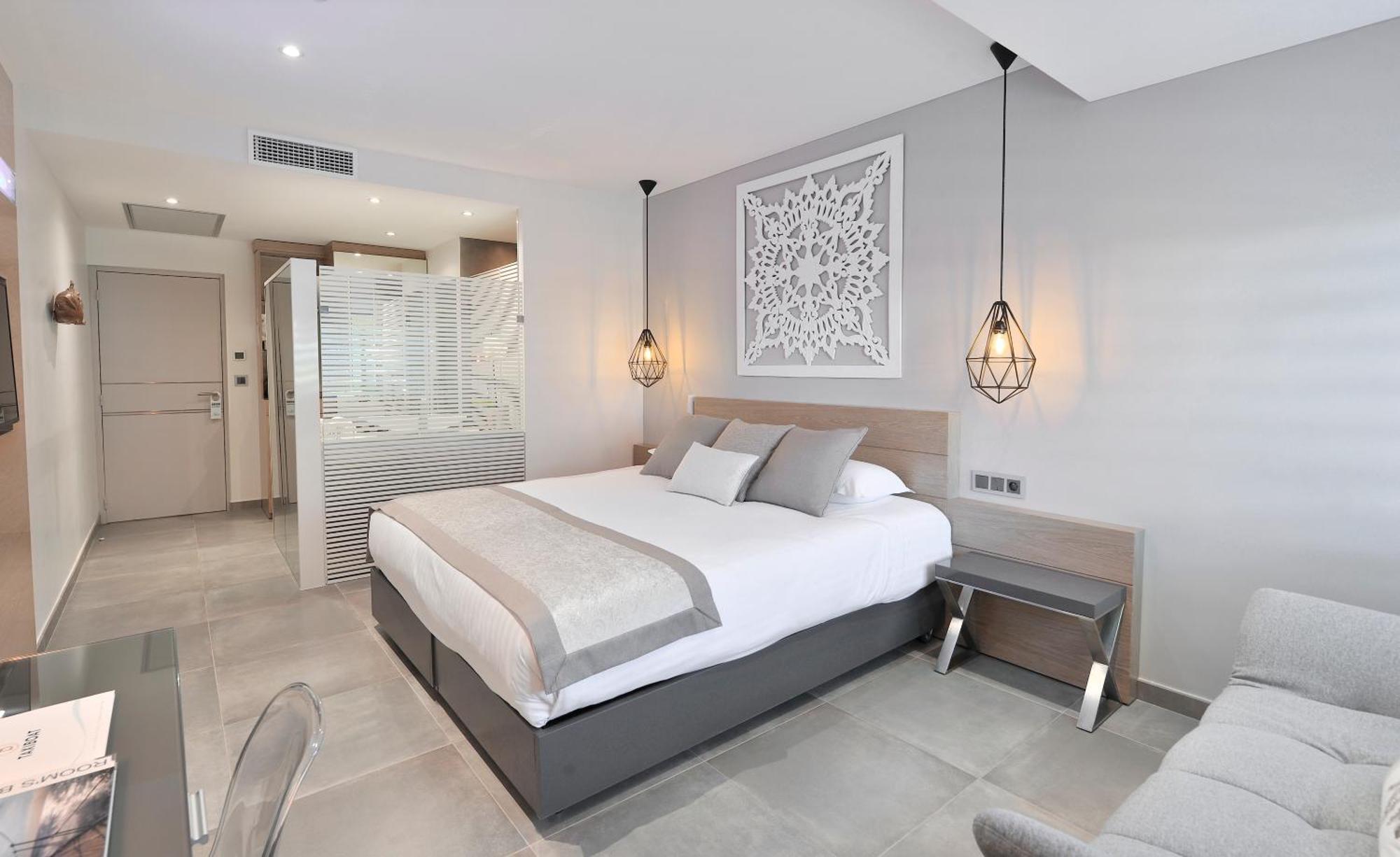 Hotel Le Spinaker 4*