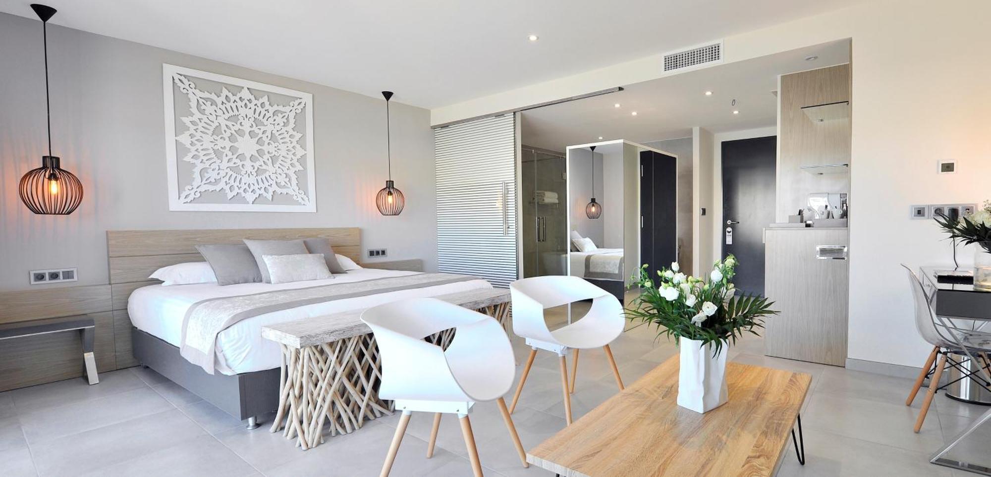 Le Spinaker Hotel 4*
